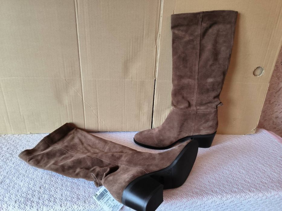 Продам женские демисезонные сапоги