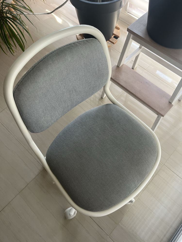 Krzesło dziecięce Ikea ÖRFJÄLL