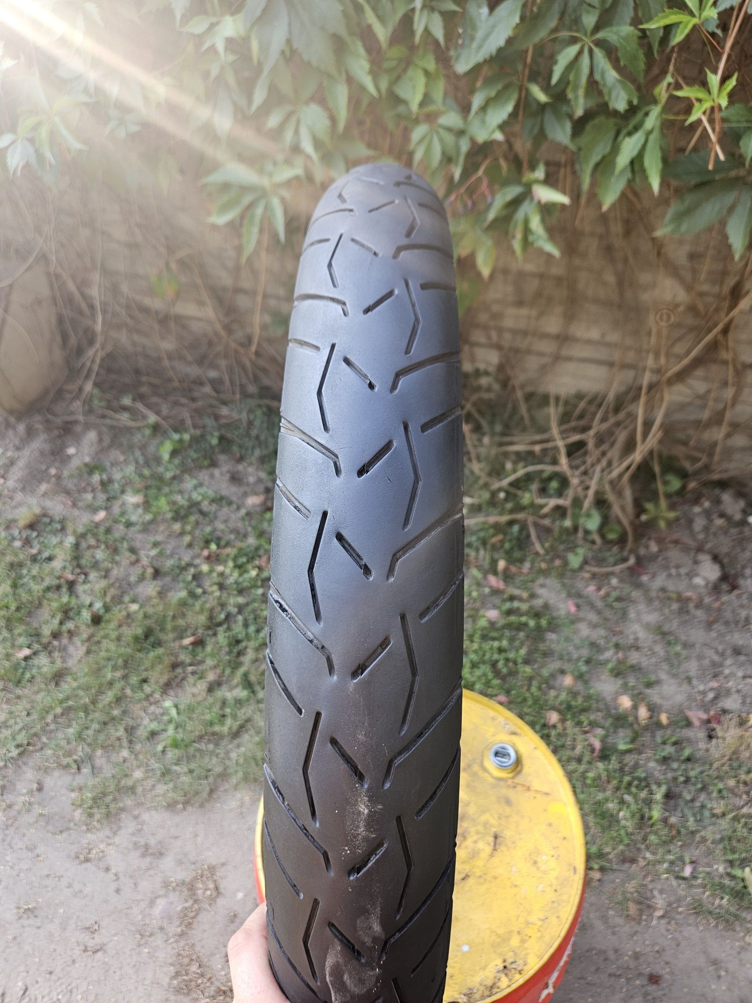 Continental ContiTrailAttack 90/90R21 Dot 0623 Nr.1011