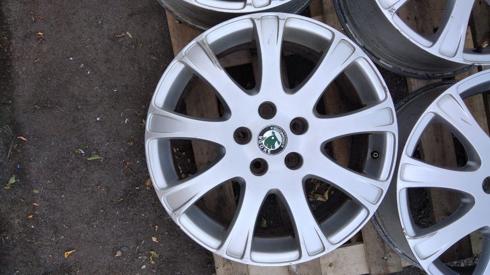 Alufelgi 17 Skoda Octavia II Octavia III Yeti Superb VW Seat 5x112