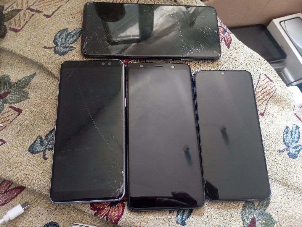 Telemóveis para peças ou compor