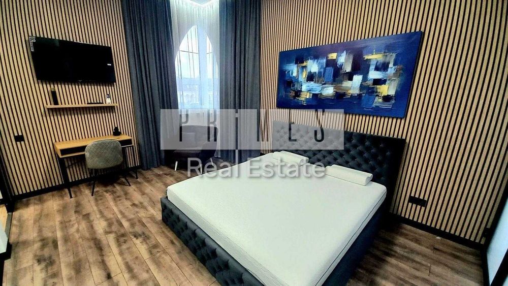 Продаж / Будинок / 400 м2 / Обухівський  район / Лісники