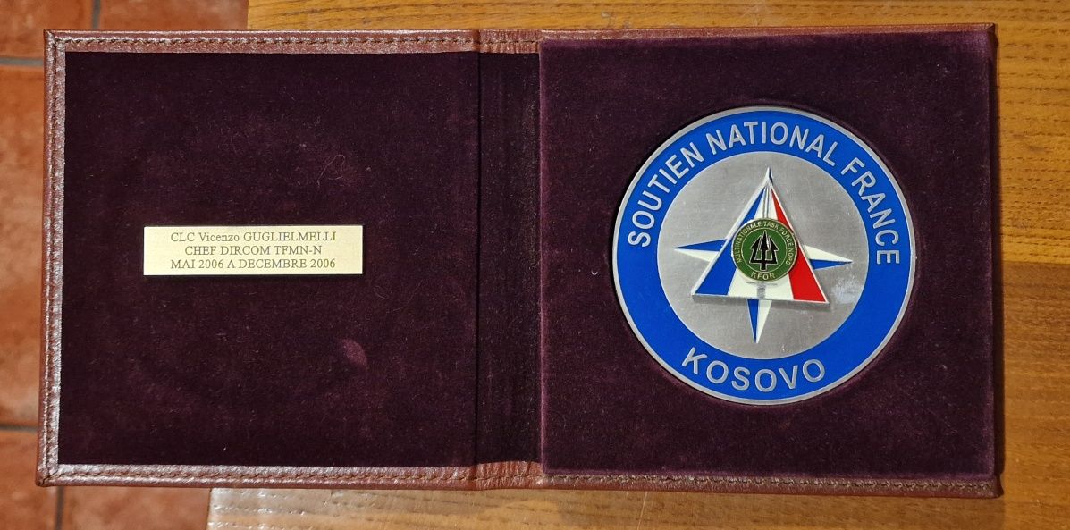 Medalha Kfor francesa kosovo