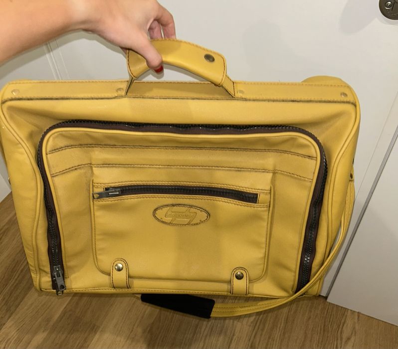 Mala de mãl da marca Francor