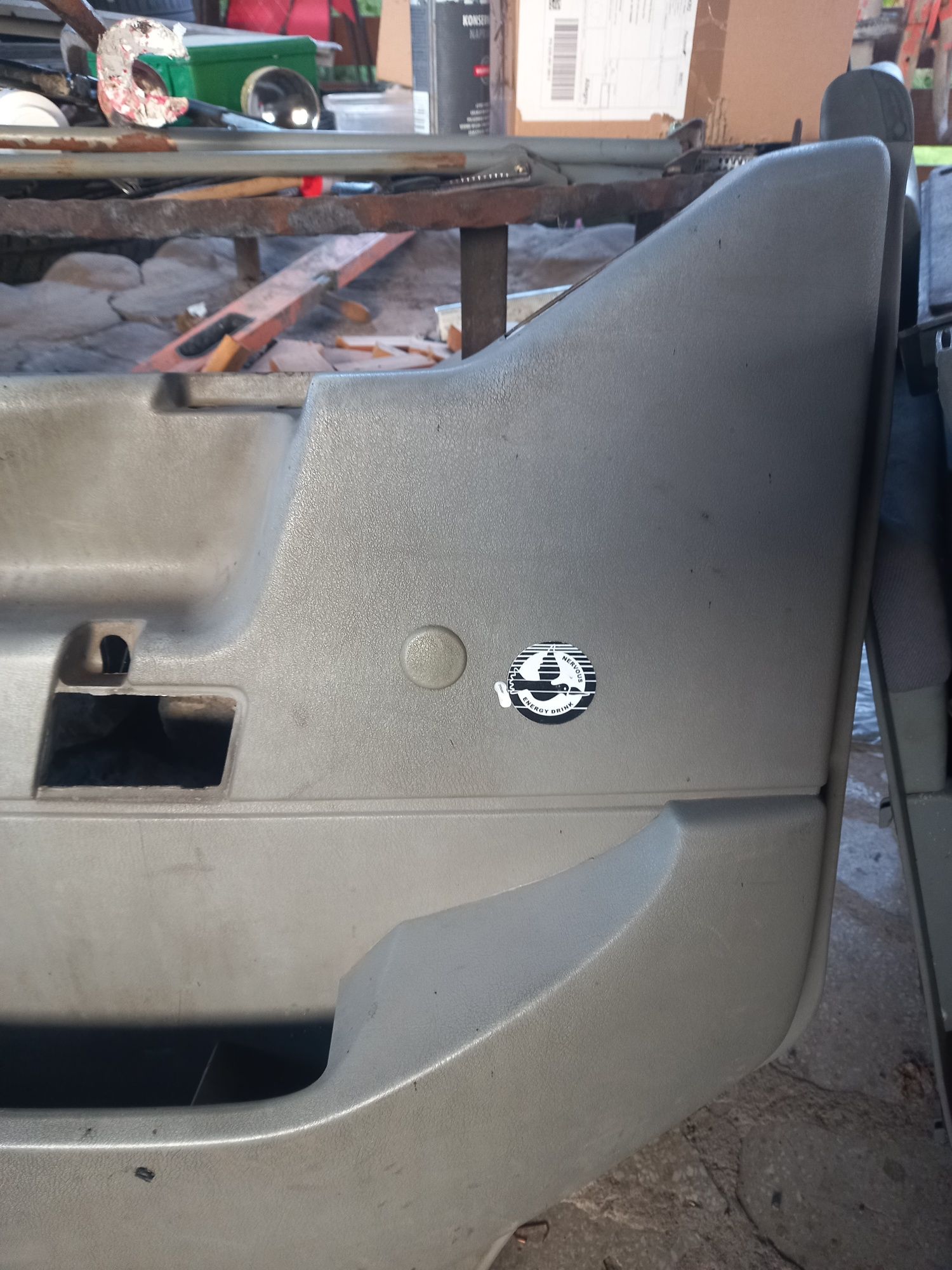 Vw t4 multivan zaslepki od korbek tapicerka przod