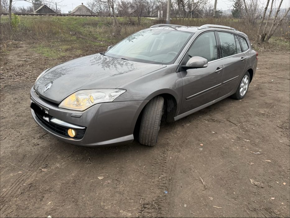 Продаи Renault Laguna