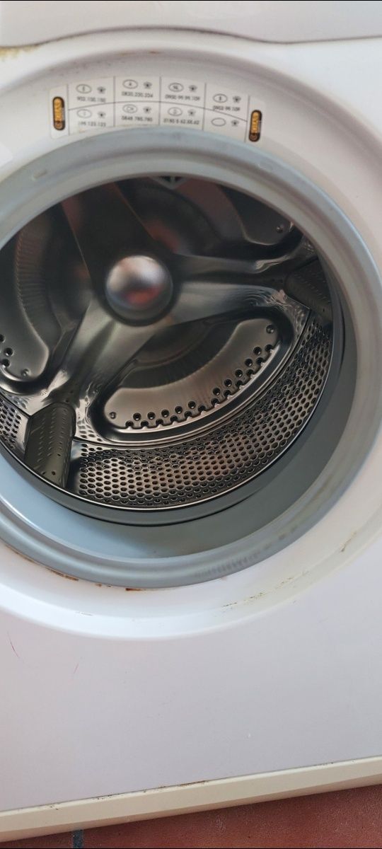 Máquina Lavar Roupa 6kg Hoover