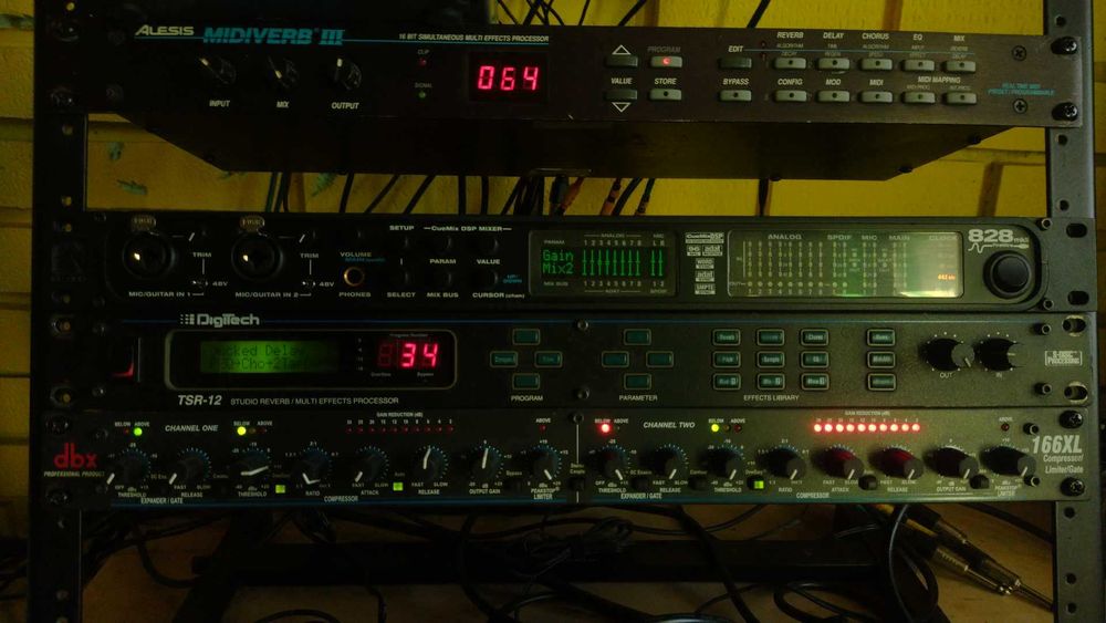 Аудио интерфейс звуковая карта MOTU 828 MKII