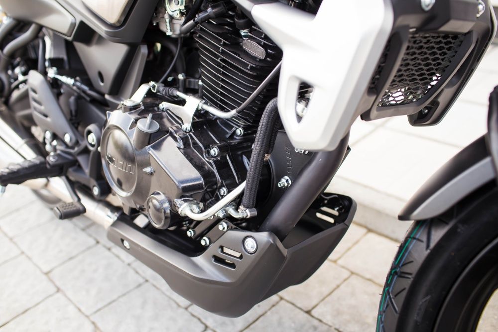 LONCIN LX250-12C AC4 мотоцикл