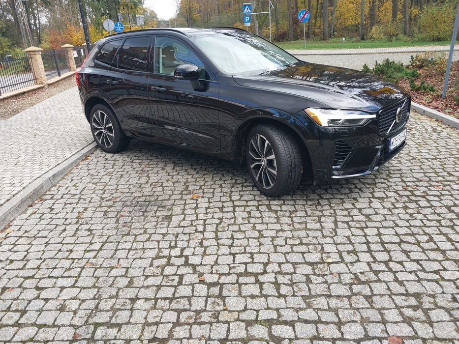 Volvo XC60 Plus Dark