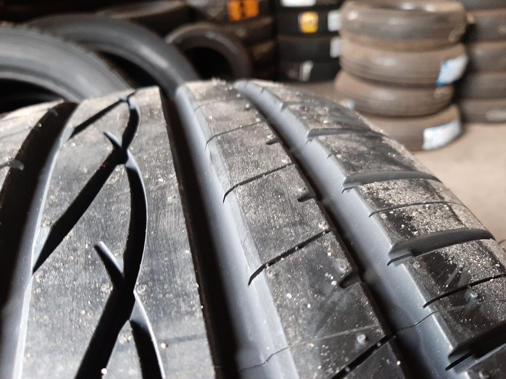 4x Opona nieużywana letnia 255/50R19 SUMITOMO BC100 A3996