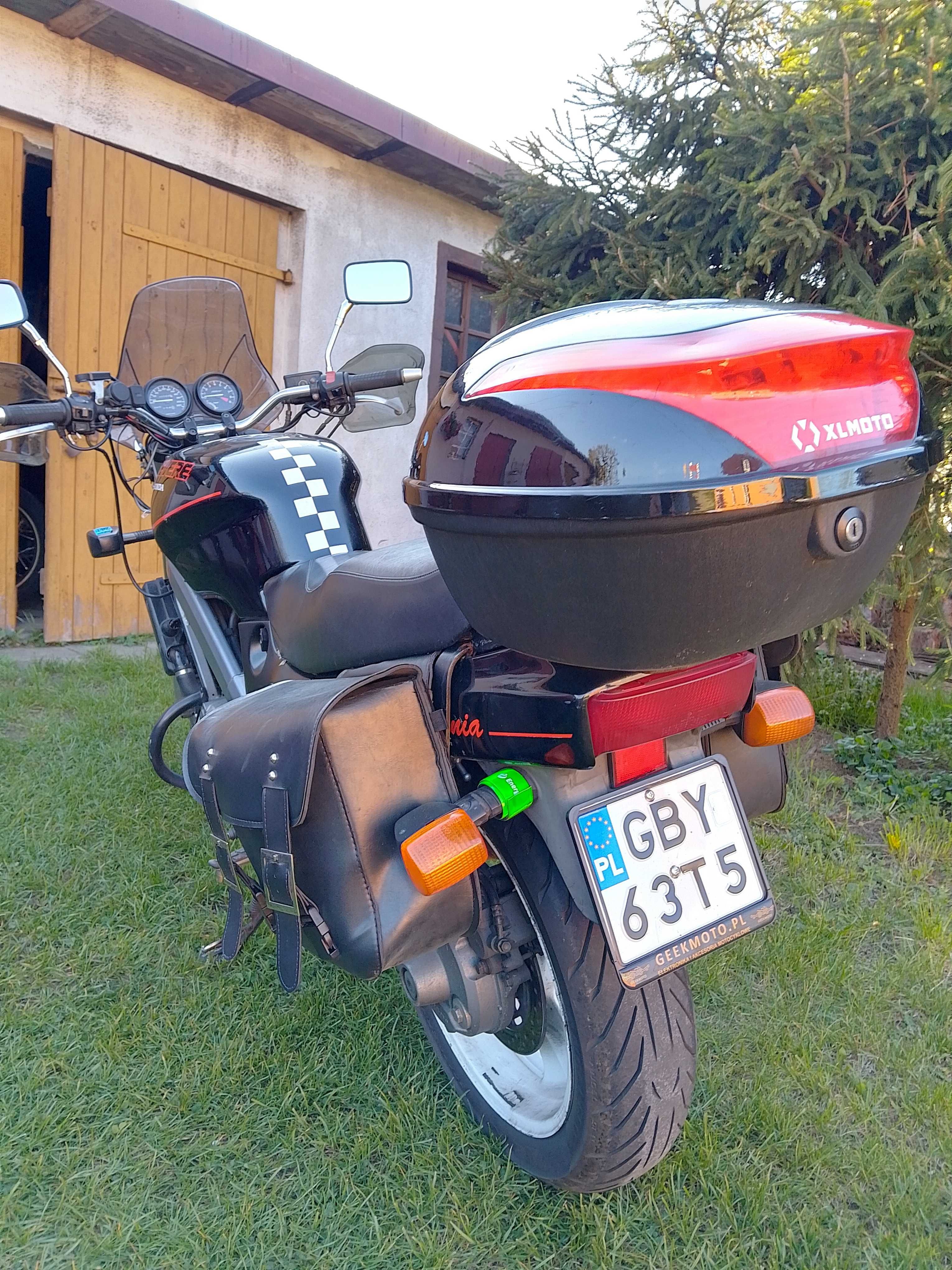 Honda ntv 650 revere kat. A2