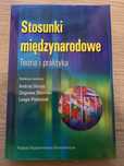 Stosunki miedzynarodowe | Polskie Wydawnictwo Ekonomiczne