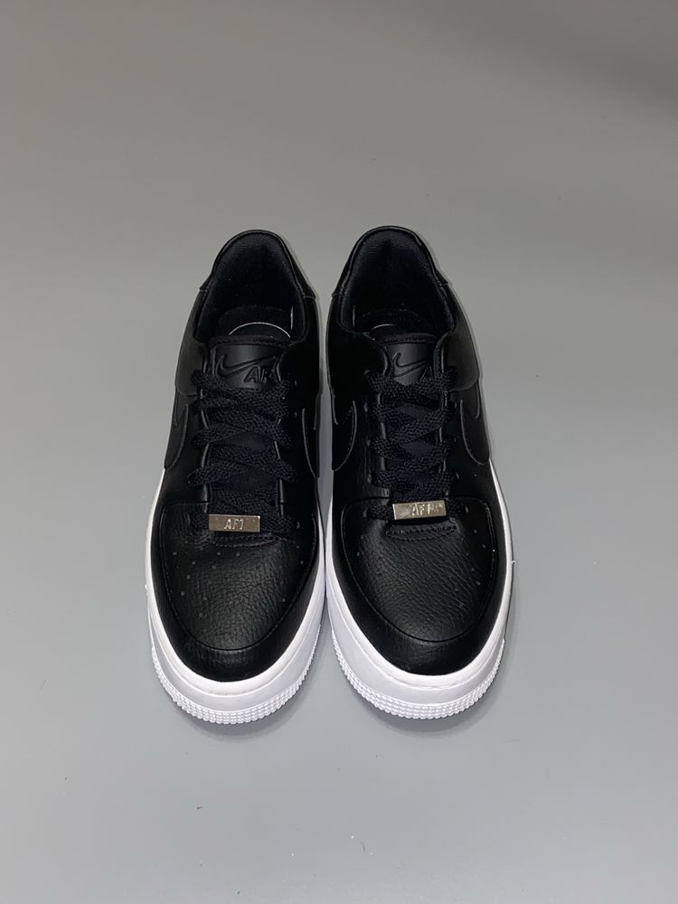 Кросівки Nike Air Force оригінал нові !  37.5