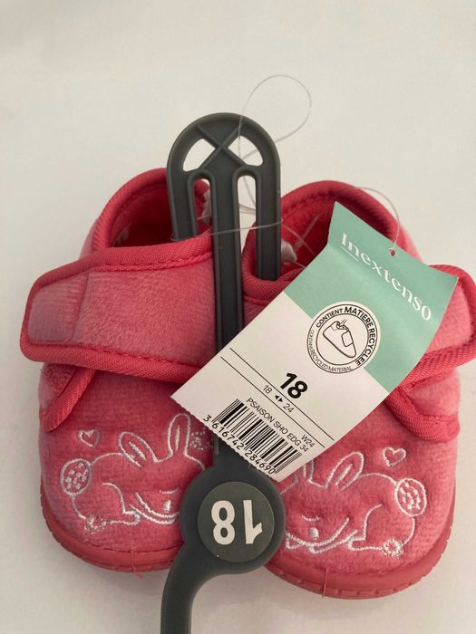 Pantufas In Extenso - Tamanho 18    NOVO