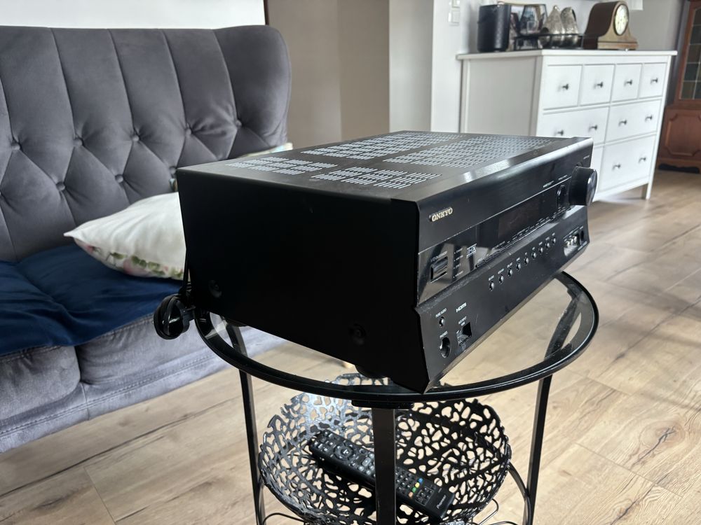 Amplituner ONKYO tx-sr608