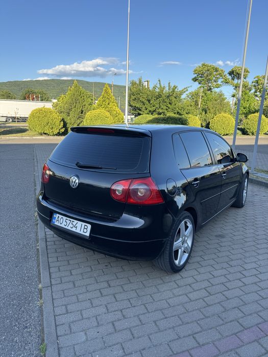 Volkswagen golf 5 (2004р)