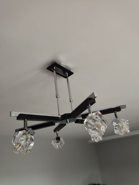 Żyrandol z 6 ramionami