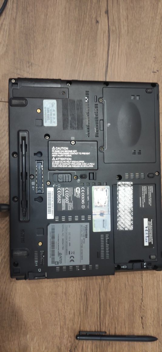 Sprzedam laptop tablet Toshiba Portege M700