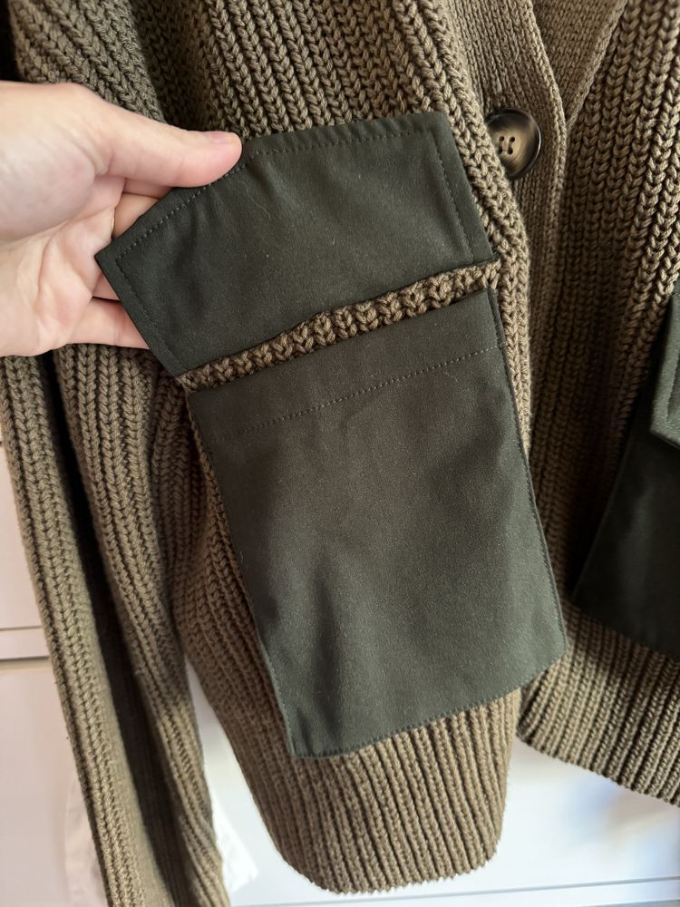 Zara piękny rozpinany swter w kolorze khaki