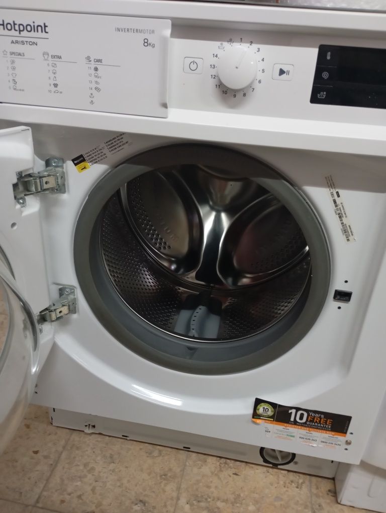 Máquina de lavar roupas encastre com garantia