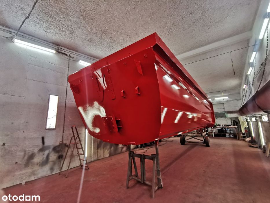 Lakiernia przemysłowa 100m + śrutownia 100m + przygotówka 400m = 600m2