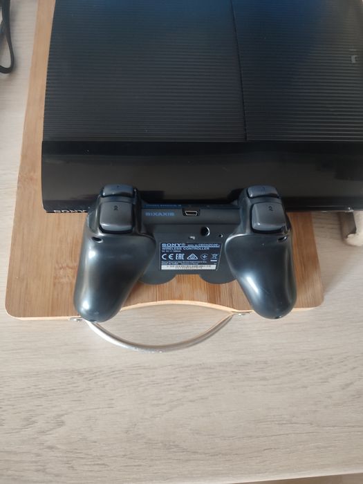 Konsola Ps3 PlayStation 3 idealna znikomo używana JAK NOWA