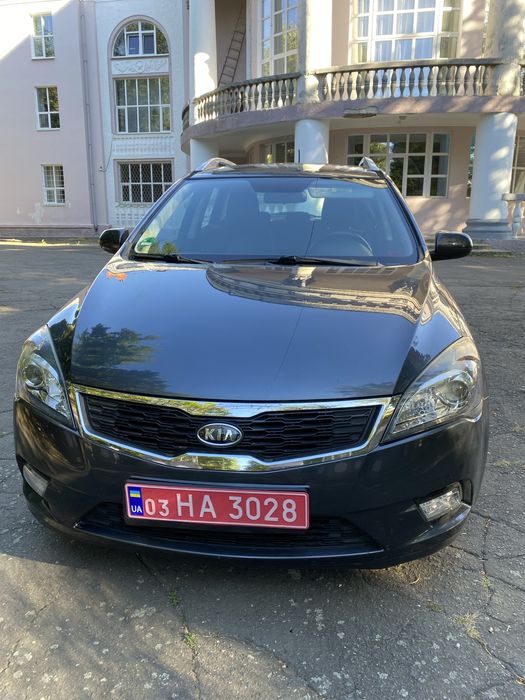 Продам KIA CEED 2011 рік