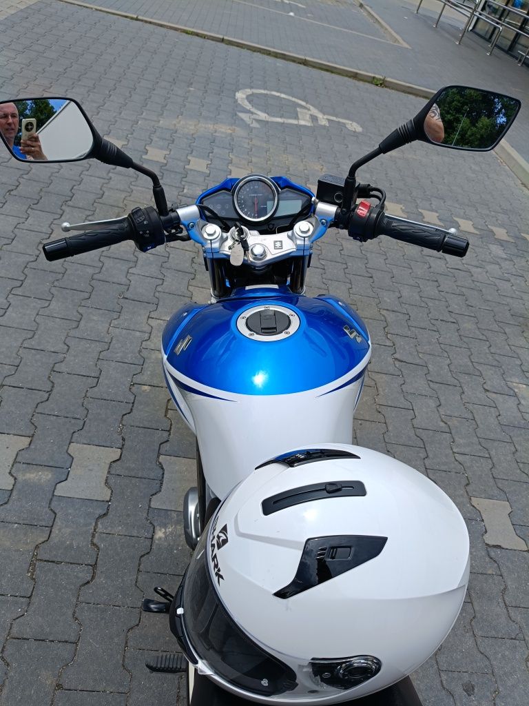 Motocykl Suzuki GW250 Inazuma