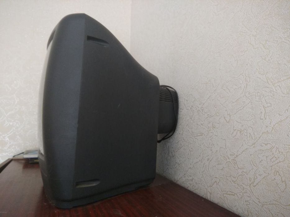 Телевізор Томсон, екран 30*40