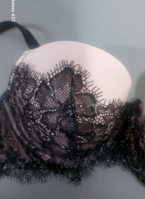 Бюстгалтер Victoria's Secret