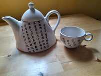 Czajnik ceramiczny z filiżanką
