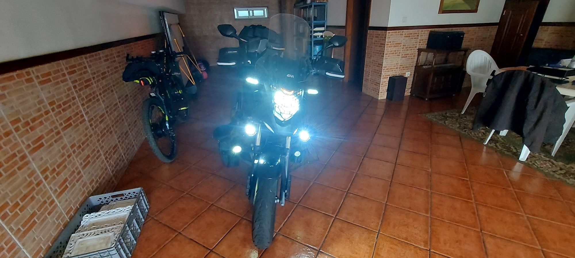 Vendo Honda NC 750X - Irrepreensível