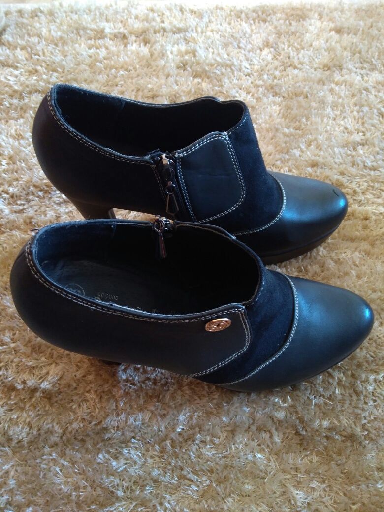 Sapatos (Guimarães) n.39