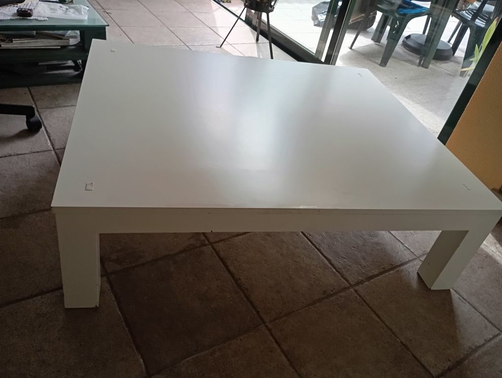 Mesa de centro branca