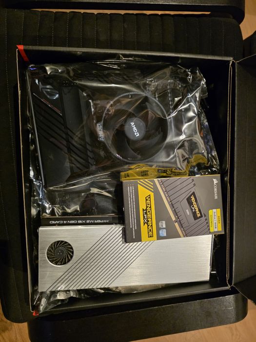 Conjunto Motherboard, CPU e RAM