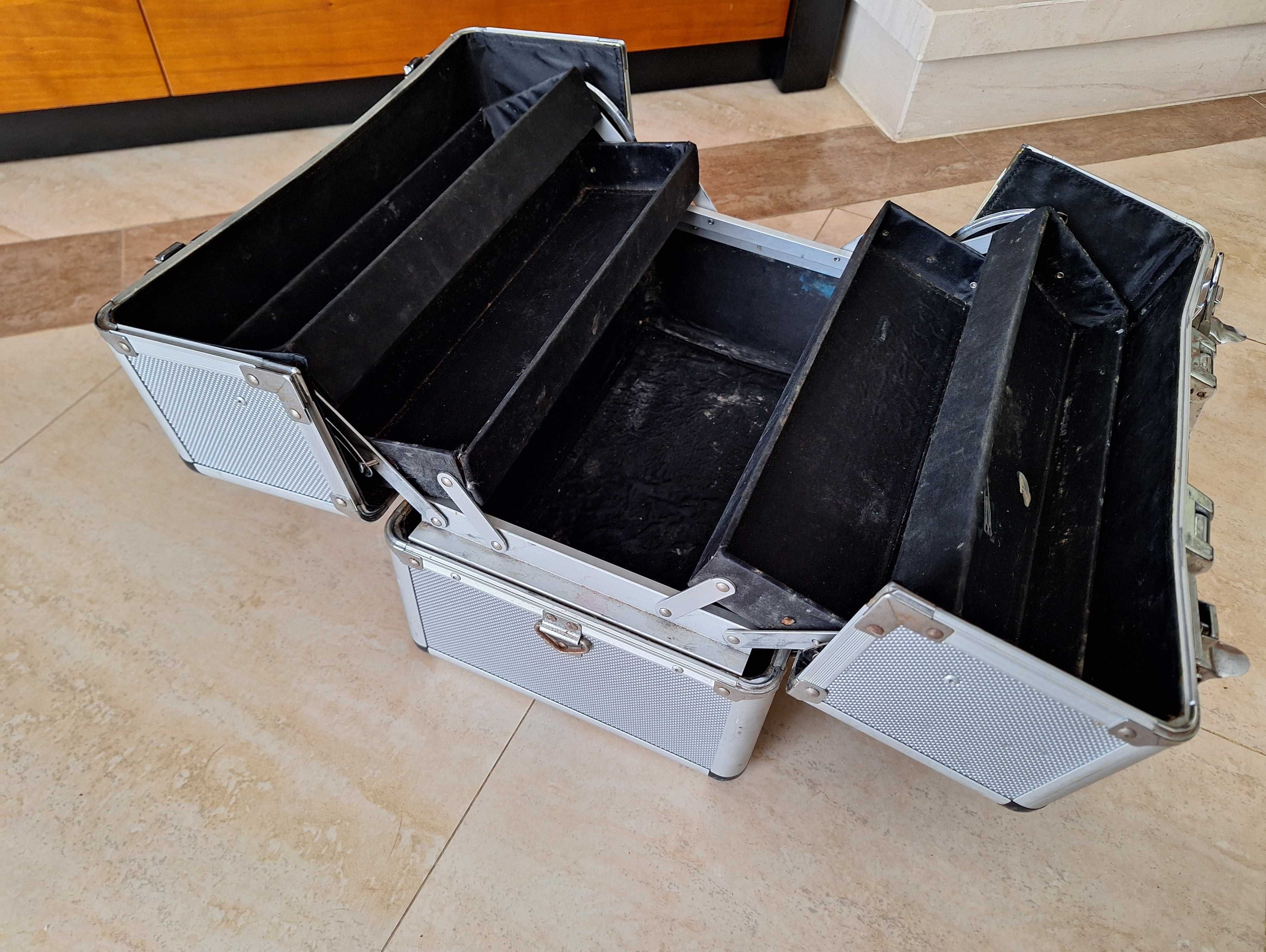 Organizador de maquilhagem - Malas rígidas em alumínio