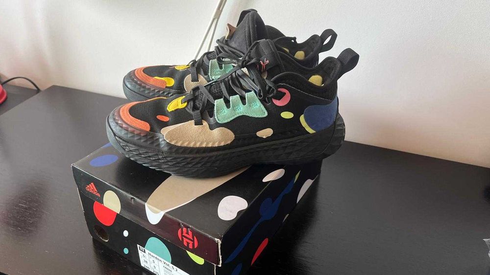 HARDEN VOL. 5 J
Sapatilhas Basquetebol 38