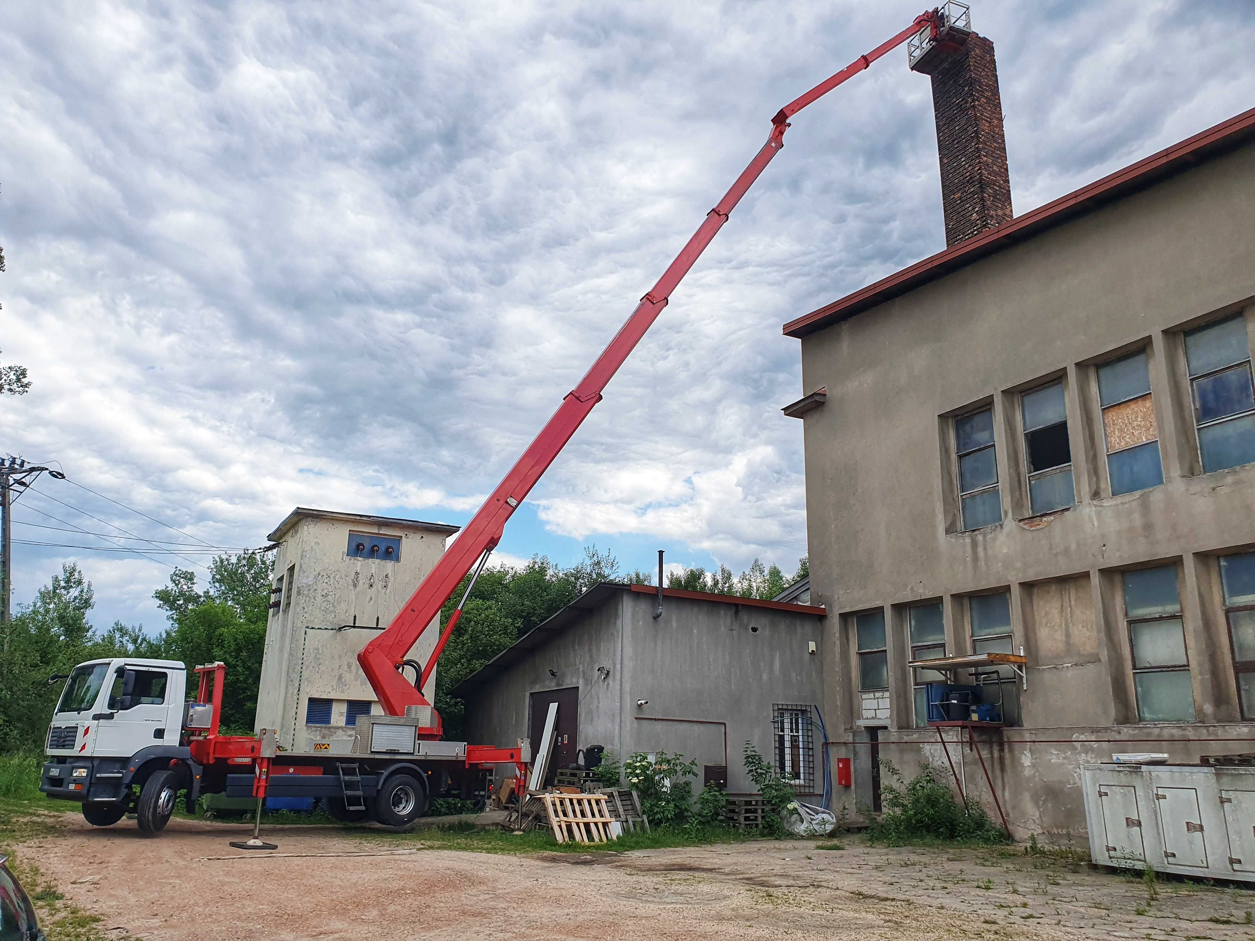 Wynajmę podnośnik koszowy 30m, 35m, 45m, 53m