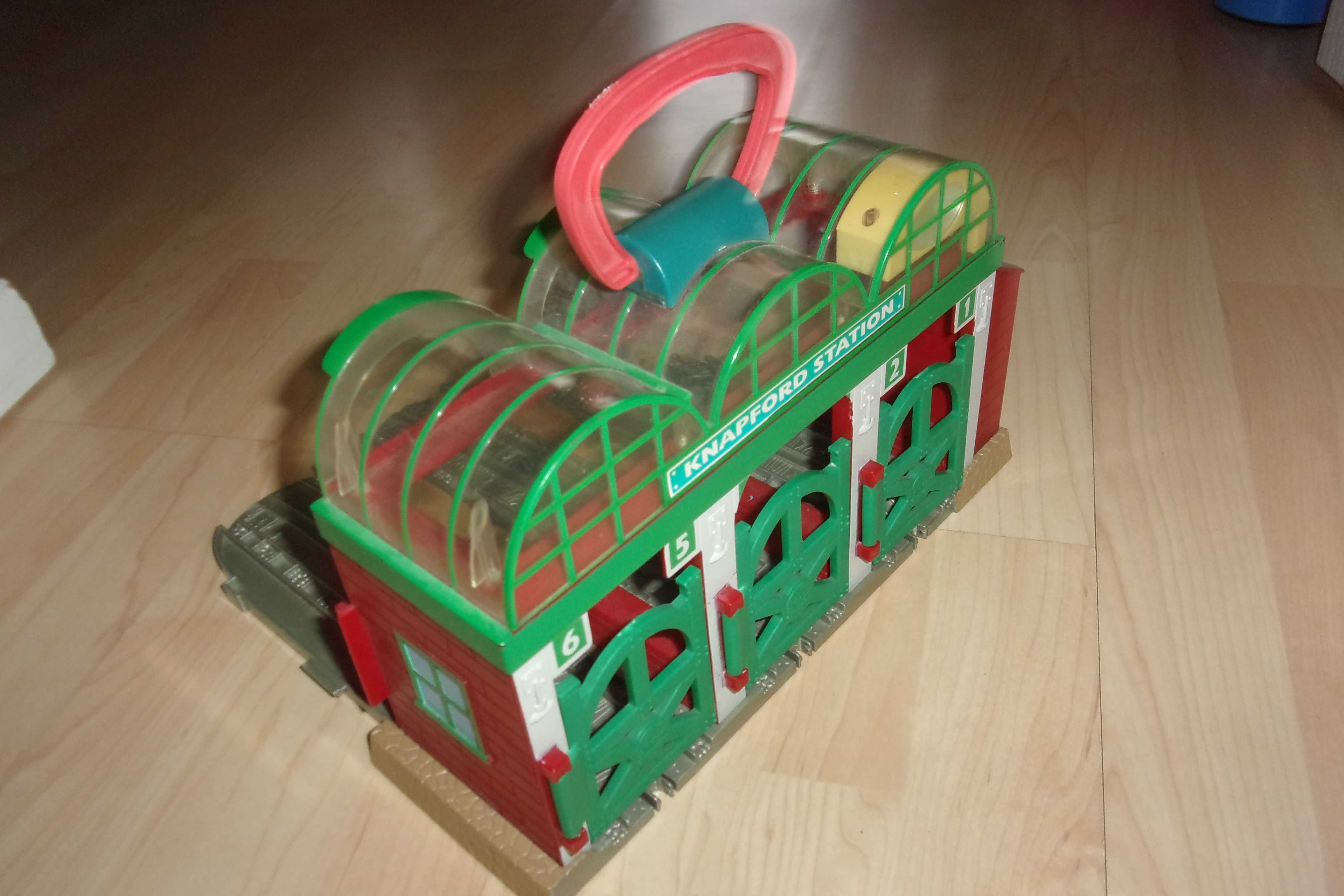 knapford station zajezdnia dworzec take play fisher price