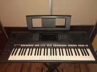 Sprzedam YAMAHA psr s770 stan IDEALNY