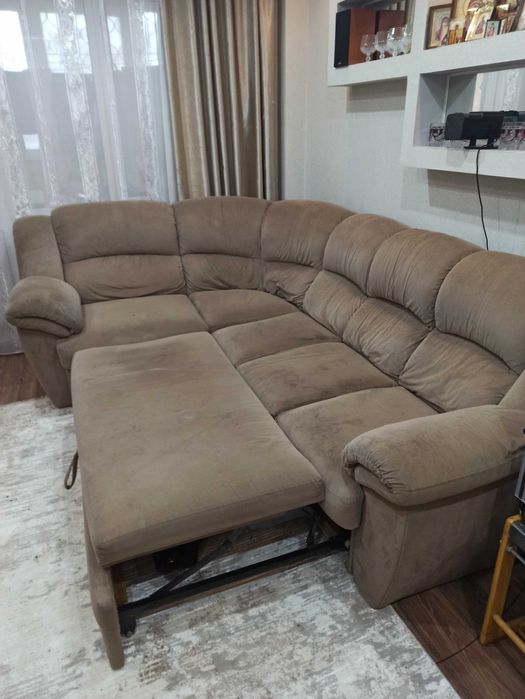 Продам диван БИС-М.