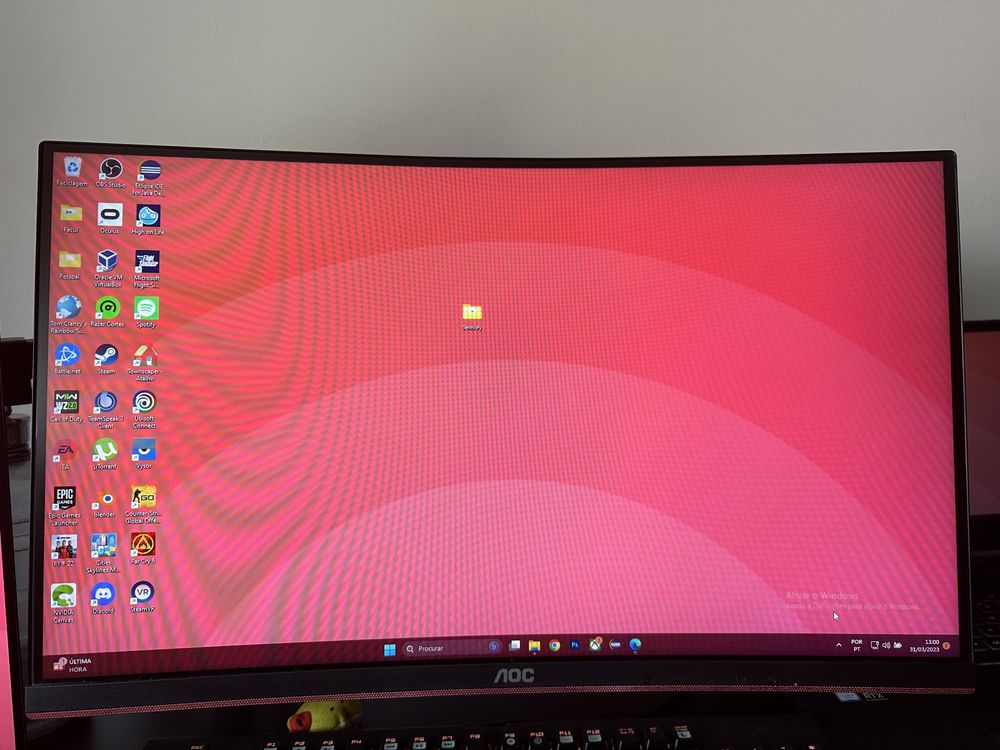 2 monitores AOC 24’ 144Hz