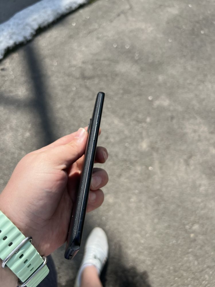 One Plus 9pro 256gb