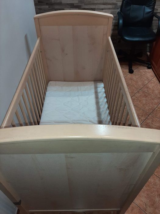 Sprzedam łóżeczko dla dziecka