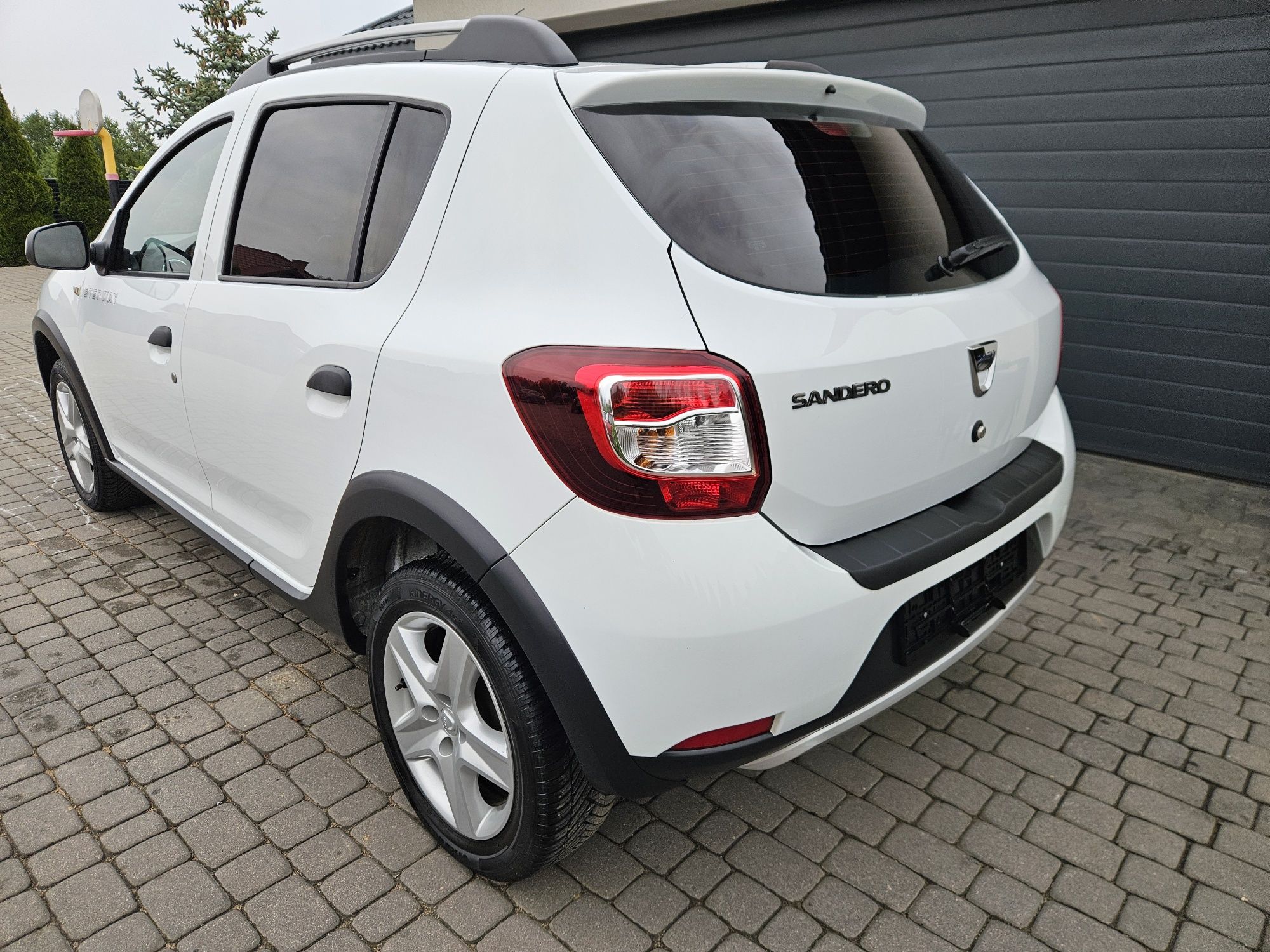 Sandero Stepway 2015r LIFT,kamera, Nawigacja GPS z Niemiec