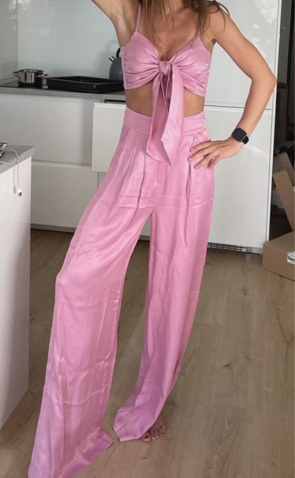 Róźowy komplet Laurella r S