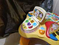 Stolik interaktywny Fisher Price