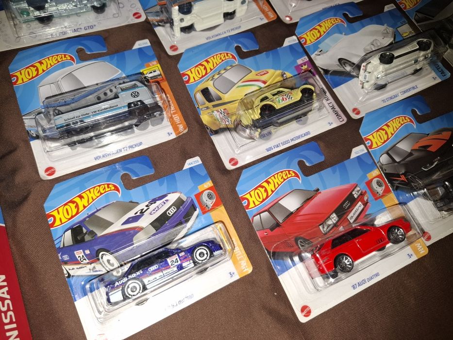 Колекція Hot Wheels 28 моделей нові