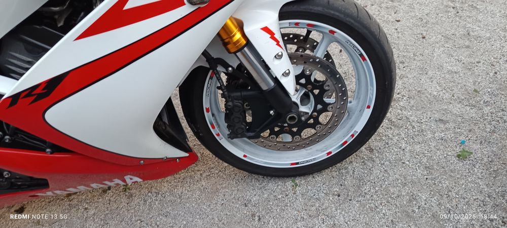 YZFR1 Troca por outro estilo de mota apenas 35mil kl